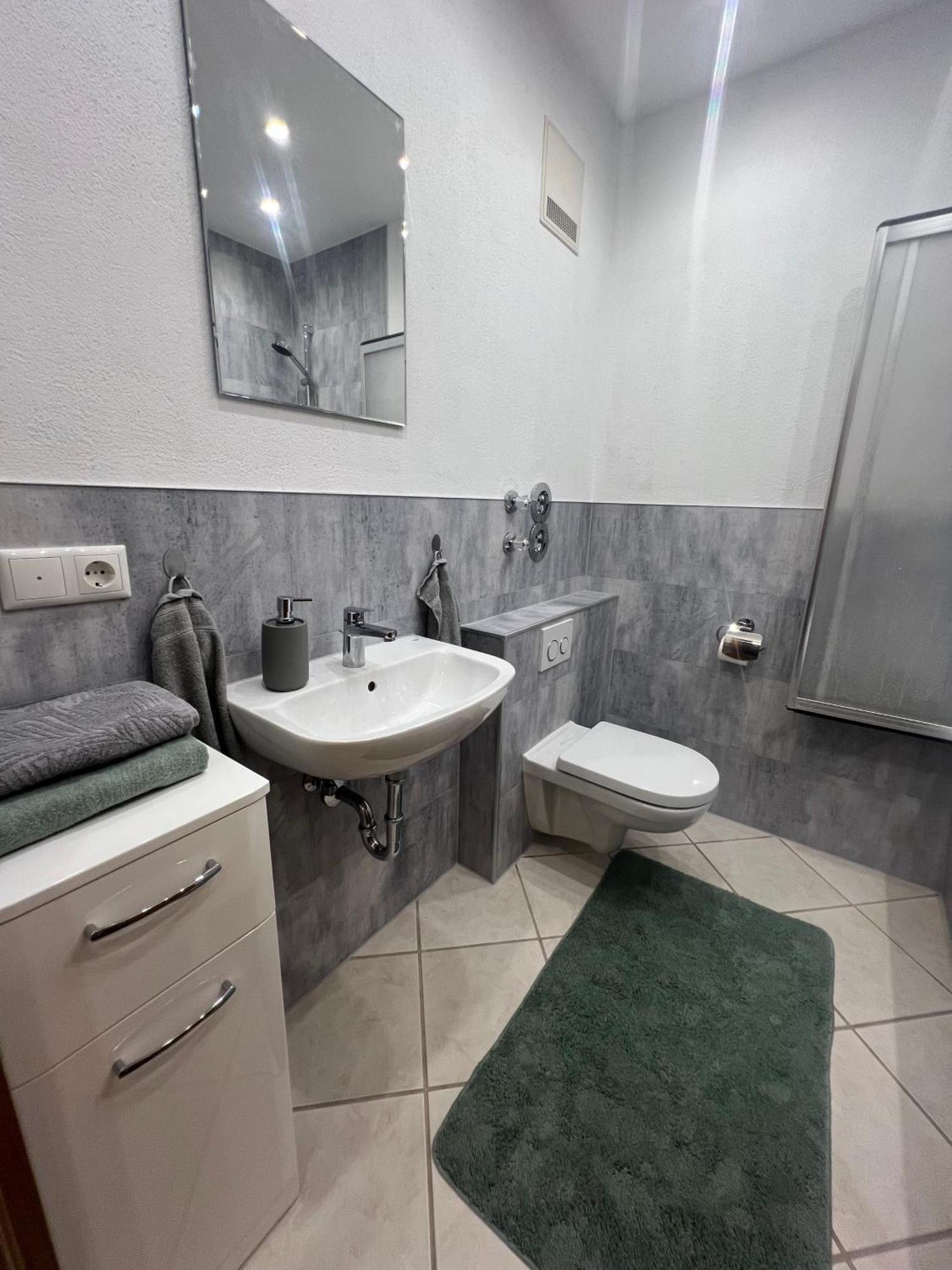 Palmen Apartment Direkt In บัดไอบ์ลิง ภายนอก รูปภาพ